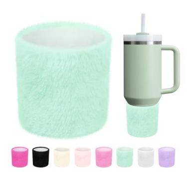 Imagem de WUQID Capa protetora de bota de silicone superior de pelúcia compatível com Stanley Quencher H2.0 1,134 g 850,5 g 567 g e IceFlow Flip 850,5 g 567 g (creme Matcha, serve para copo Stanley de 590 a 850