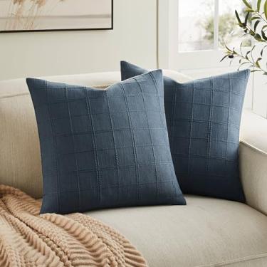 Imagem de ZeeMart Conjunto de 2 capas de almofada xadrez de linho, 45,7 x 45,7 cm, azul marinho/creme, decoração de casa de fazenda, grade de um lado, bordada, capas de almofada de sofá de algodão azul escuro