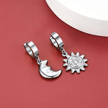 Imagem de Brincos masculinos de argola com pingente de sol e lua, One Size, Aço inoxidável, Sem pedra preciosa