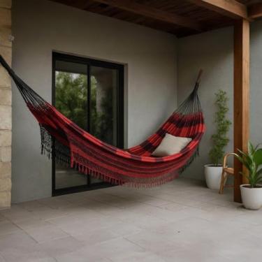Imagem de Rede de Descanso, Macia Ao Toque, Mas Resistente, Oferecendo EspaçO e Conforto Para O Seu Relaxamento.(Vermelho e Preto)