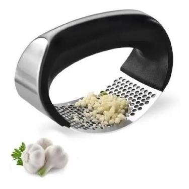 Imagem de Triturador Espremedor e Amassador de Alho Manual em Aço Inox Ergonômic
