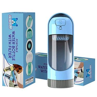 Imagem de Garrafa de água portátil para cães com filtro, leve, à prova de vazamento, garrafa de água para viagem de animais de estimação para cães com alimentador (azul)
