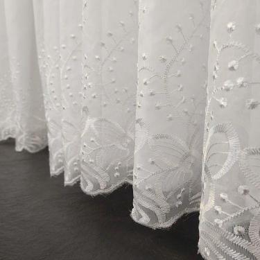 Imagem de Cortina Alto Padrão Voil Bordado Branco Forrada P/ Varão 4,00x2,50 - S