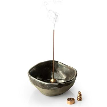 Imagem de KOKUNKA Queimador de incenso 4 em 1 de cerâmica, suporte de incenso de 10 cm com 3 soquetes de incenso de cobre refinado, suporte exclusivo em forma redonda para decoração de meditação, ioga, spa