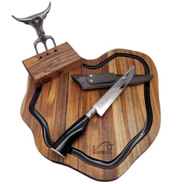 Imagem de Kit para Churrasco Origens Black, com Tábua de Corte Rústica Artesanal Origens Black Exclusiva WOODBULL, Faca Artesanal em Aço Inox 8" com Cabo de Chifre e Garfo Tridente - WOODBULL.