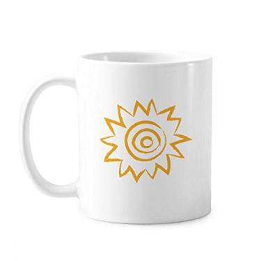 Imagem de Caneca de pintura à mão com luz do sol amarelo, caneca de cerâmica e porcelana para café