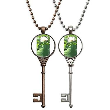 Imagem de OFFbb-USA Lótus Lótus Lago Branco Art Deco Presente Chaveiro Colar Pingente Joias Decoração de Casal