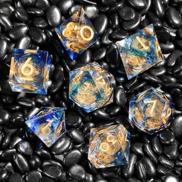 Imagem de MGDIEO Liquid Core DND Dice Set, 7 Piece Handmade Polyhedral Dice Set, Dungeons and Dragons Resin Sharp Edge Dice with Gift Box, DND RPG MTG Role Playing Game Dice Set Dark Blue Light