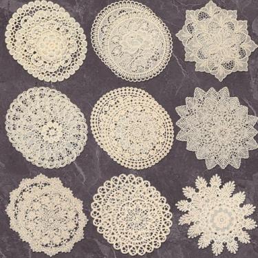 Imagem de Mimorou 18 peças de toalhas de renda bege de 15 cm para mesas de crochê, porta-copos vintage de renda de algodão feito à mão, jogo americano redondo, decoração de mesa rústica para cozinha, sala de