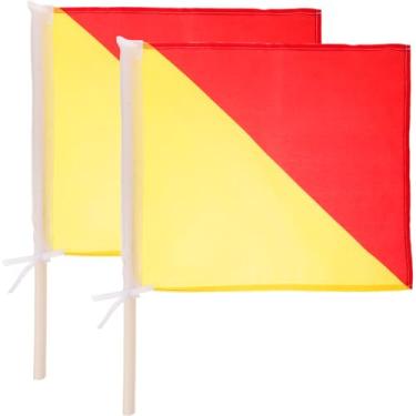 Imagem de GANAZONO Bandeiras de segurança de trânsito, 2 peças de pano de poliéster combinando bandeiras de sinalização manual bandeiras de árbitro bandeiras de árbitro de futebol de futebol bandeiras