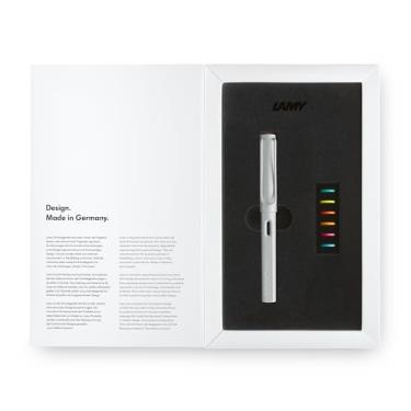 Imagem de Lamy Conjunto de canetas-tinteiro multicoloridas safari todo branco – Edição especial com 6 anéis coloridos intercambiáveis – ponta de aço na largura M – incluindo cartucho de tinta azul T10 e caixa