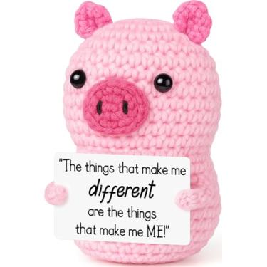 Imagem de GevGuxLuo Positive Crochet Animal Pig Gifts, Mini Funny Handmade Crochet Pig Emotional Inspirational Cheer Up for Women Men Teens Friend Coworker - Make Me Different