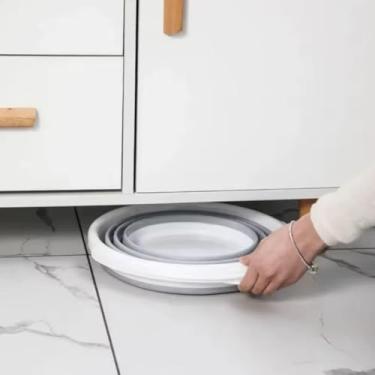 Imagem de Balde Dobrável Retrátil, 10 Litros, Plástico e Silicone, 31,5 cm x 24 cm, com Alça Ergonômica