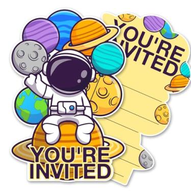 Imagem de QYCFDXD Conjunto de 20 cartões de convite de aniversário infantil astronauta com envelopes espaço convites de festa de aniversário para meninos convites de festa dupla face