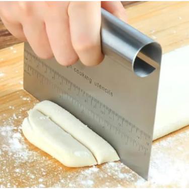 Imagem de Espátula para Massas com Régua, 15cm, Aço Inox, para Confeitaria, Alisador de Bolo