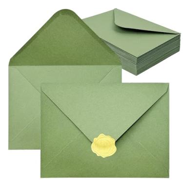 Imagem de YINUOYOUJIA Envelopes de papel especial verde sálvia A7, 5 x 7 envelopes para convite, ótimo para cartões de convite de casamento, fotos, perfeito para aniversário, chá de bebê, formatura, Natal