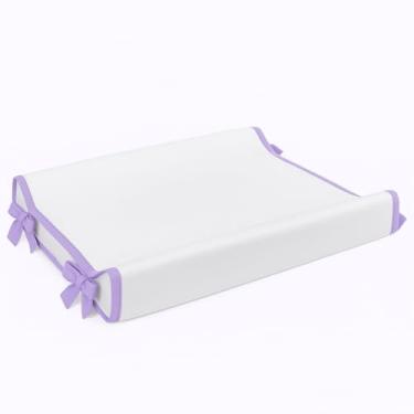 Imagem de Trocador Americano Bebe Comoda Fralda Com Abas Impermeavel Anatomico Com Capa Plástica Algodão Macio Palha com Lilás (65cm x 40cm)