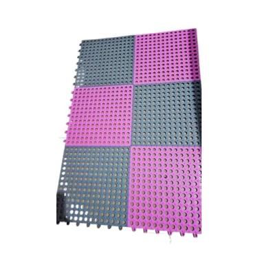 Imagem de Tapete modular emborrachado box banheiro antiderrapante vestiário 30x30cm tapete antiderrapante banheiro Impermeável e Resistente(cinza+rosa,6)