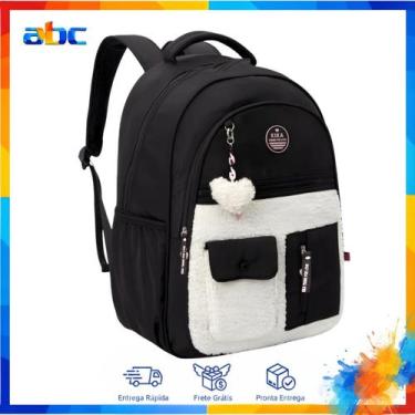 Imagem de Mochila Kika Feminina Patches De Pelucia C/ Chaveiro Coração - Nova Ri