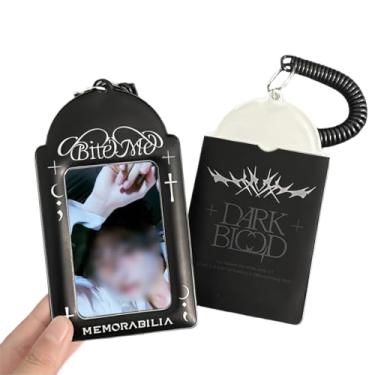 Imagem de Kpop Photocard Holder Keychain Black Personalized K pop Photo Card Holder ID Badge Holder for Girl Photocard Sleeves Kpop Merch (Bite me（Style B）)