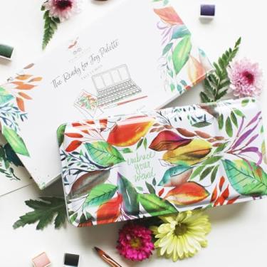 Imagem de Folhas de outono - Kristy Rice paleta de aquarela colecionável, bandeja de tinta vazia e 48 formas de aquarela - paleta vazia resistente em lata - paleta de aquarela para viagem e tampa - lata de