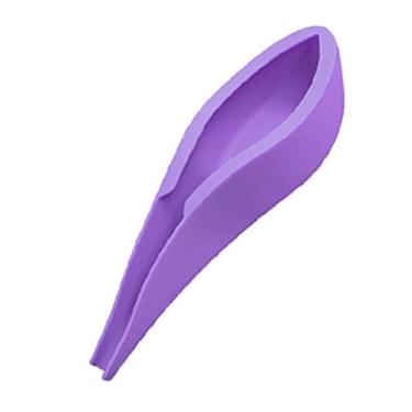 Imagem de Generic Funil de Xixi Portátil para Mulheres, Mictório de Silicone Feminino para Viagens Ao Ar Livre, Fácil de Usar para Mulheres Com Deficiência, 19,5x6x3,5cm (Roxo)