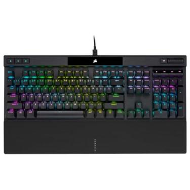 Imagem de Corsair Teclado óptico mecânico para jogos K70 PRO RGB – Interruptores lineares OPX, teclas PBT Double-Shot, 8.000Hz Hyper-Polling, apoio magnético suave para as mãos – Layout NA, QWERTY – Preto