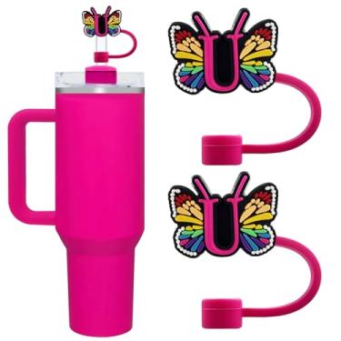 Imagem de Lindas capas de canudo com letra inicial para copos Stanley 20/30/1,134.0 g - tampas à prova de poeira de 10 mm/0,4 pol. - Protetor reutilizável para canudos de 9 a 10 mm, 2 peças