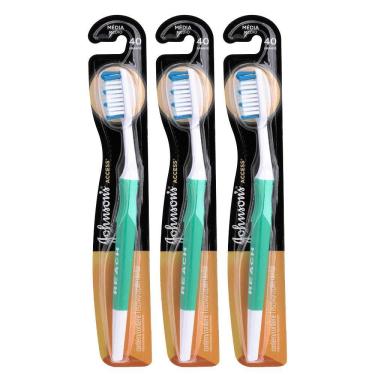 Imagem de Kit 3 Escova Dental Média Johnson`s Reach Access 40 Grande