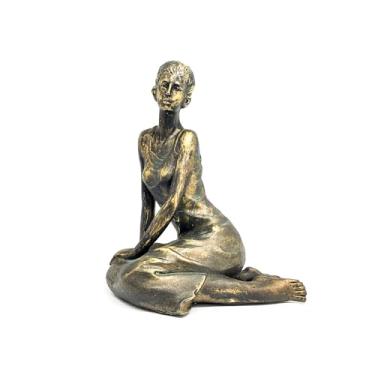 Imagem de Escultura Mulher Sentada