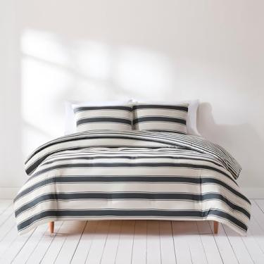 Imagem de Lush Decor Gale Cabana Stripe? Conjunto de 3 peças de edredom reversível casal/Queen neutro e cinza - Conjunto de cama listrado - Edredom cinza - Decoração costeira moderna