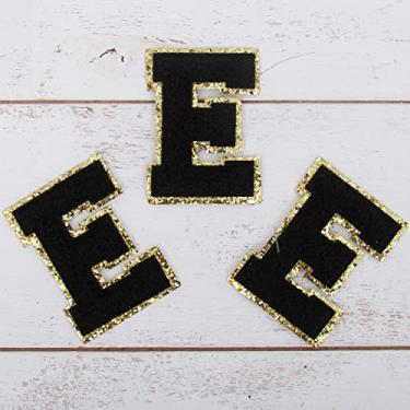 Imagem de Pacote com 3 adesivos de chenille ferro sobre glitter universitário letra "E" - Tecido de chenille preto com acabamento em glitter dourado - Costurar ou passar - 5,5 cm de altura
