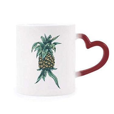 Imagem de Caneca vermelha sensível ao calor com planta de abacaxi, fruta comida, verde, muda de cor vermelha
