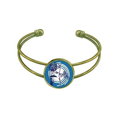 Imagem de Plant Leaves Chapéu de guarda-chuva rosa pulseira de flor, bracelete retrô de punho aberto