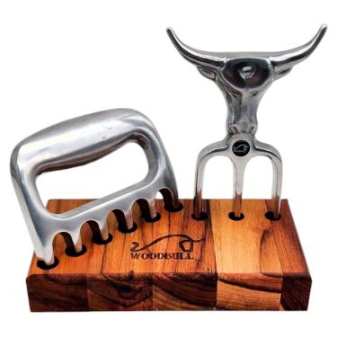 Imagem de Garfo Tridente e Garra de Urso em Alumínio Premium para Churrasco e Carnes, com Base em Madeira, Ideal para Servir com Estilo e Praticidade, Perfeito para Churrasqueiros e Reuniões – WOODBULL.