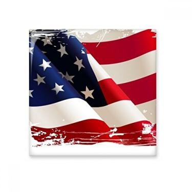 Imagem de Azulejo de cerâmica brilhante com estrelas e listras da bandeira dos Estados Unidos para escovação de ar