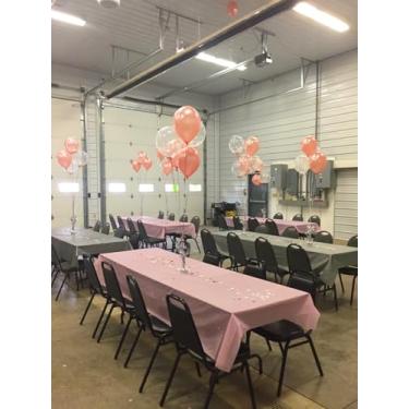 Imagem de Toalha de mesa descartável – Toalha de mesa de plástico perfeita para decoração de festa à prova d'água, casamento, aniversário, acampamento e celebrações de Natal, 1 peça roxa clara