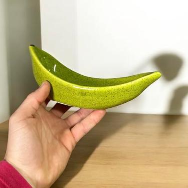 Imagem de Fruteira Verde Em Formato de Banana Para Cozinha Feito de Cerâmica