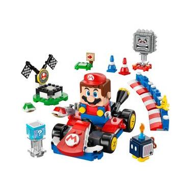 Imagem de LEGO® Super Mario - Mario Kart™ – Mario™ interativo e kart padrão