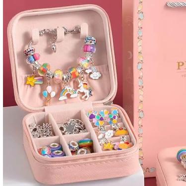 Imagem de Kit Pulseira Bijuterias Infantil Miçangas e Berloques [66 Peças]-Premium