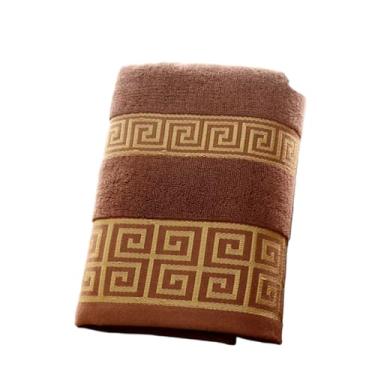 Imagem de Conjunto de toalha de banho e toalha de rosto grandes em algodão marrom, 70x140 cm, com estampa geométrica.