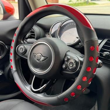 Imagem de PINCTROT Capa de volante Race Grip, design perfurado de silicone antiderrapante com acolchoamento de toque macio, aderência aprimorada para direção esportiva, universal de 35 a 38 cm (vermelho de