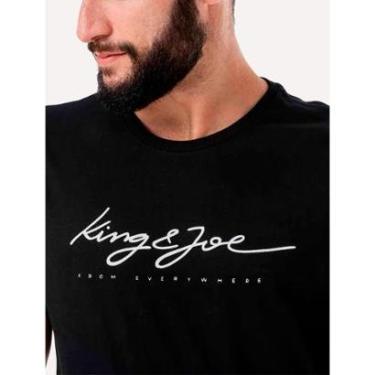 Imagem de Camiseta King & Joe Masculina Slim Logomania Script Preta-Masculino