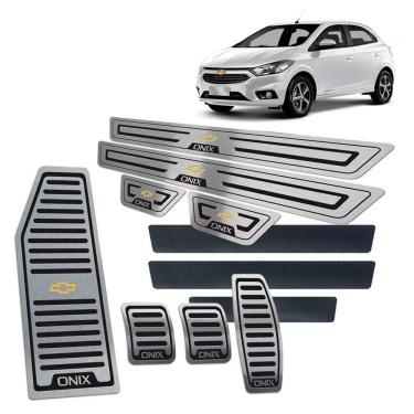 Imagem de Soleira Pedaleira Descanso Onix 2013/2019 Manual Preto Inox