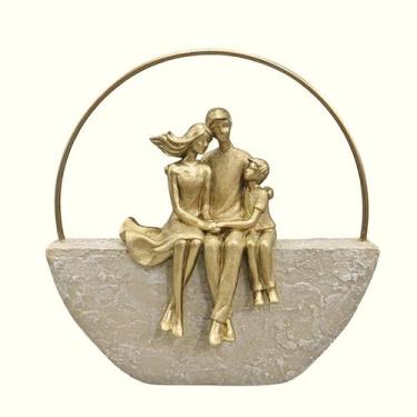 Imagem de Escultura Casal Com Filho Em Resina Gold - Espressione