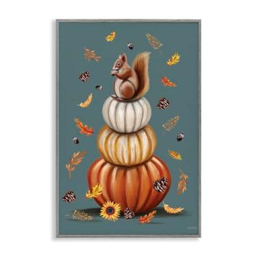 Imagem de Stupell Industries Arte giclée emoldurada cinza Squirrel Atop Pumpkin Stack, design por Elizabeth Tyndall, 40 x 61 cm