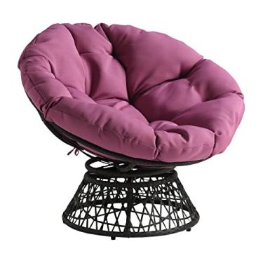 Imagem de OSP Home Furnishings Cadeira Papasan de vime com rotação de 360 graus, grande, moldura cinza com almofada roxa