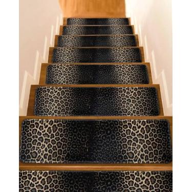 Imagem de Degraus de escada com estampa de leopardo para degraus de madeira internos, pacote com 10 tapetes antiderrapantes para crianças idosos e cães com adesivo reutilizável, tapetes de degrau de 20 x 76 cm