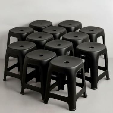 Imagem de Kit 3-12 Banqueta Plástica Empilhável - Banco Reforçado 120kg, Preto, Uso Interno e Externo(KIT 12 BANQUETAS)