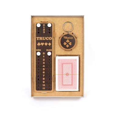 Imagem de Kit Truco Completo 3 Peças – Marcador de Tento, Chaveiro e Baralho com 54 Cartas para Jogos de Cartas, Entretenimento e Lazer em Família